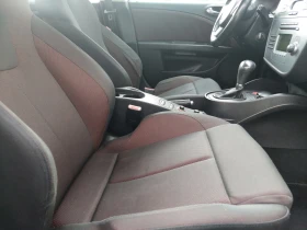 Seat Leon 2.0TDI Автомат, снимка 11