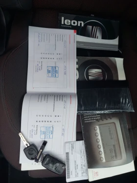 Seat Leon 2.0TDI Автомат, снимка 13