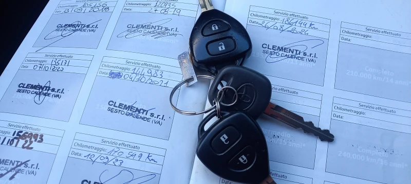 Toyota Rav4 4Х4 FULL LUXURY СЕРВИЗ КНИЖК ИЗКЛЮЧИТЕЛА РЕАЛНИ КМ, снимка 5 - Автомобили и джипове - 17234440