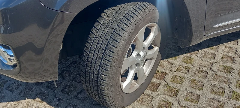 Toyota Rav4 4Х4 FULL LUXURY СЕРВИЗ КНИЖК ИЗКЛЮЧИТЕЛА РЕАЛНИ КМ, снимка 6 - Автомобили и джипове - 17234440