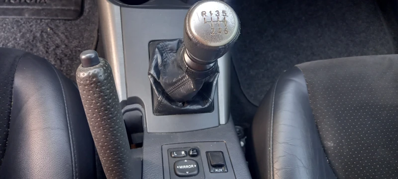 Toyota Rav4 4Х4 FULL LUXURY СЕРВИЗ КНИЖК ИЗКЛЮЧИТЕЛА РЕАЛНИ КМ, снимка 14 - Автомобили и джипове - 17234440