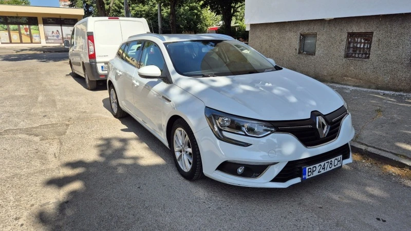 Renault Megane 1.5 DCI, снимка 4 - Автомобили и джипове - 41860254