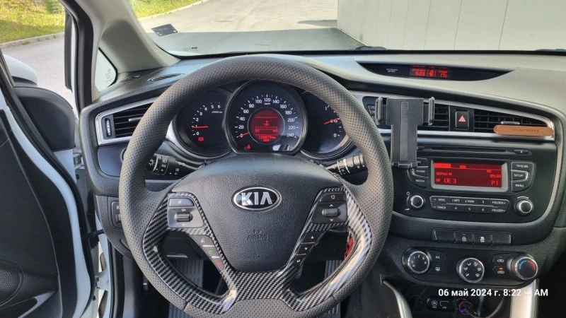 Kia Ceed, снимка 11 - Автомобили и джипове - 46619824