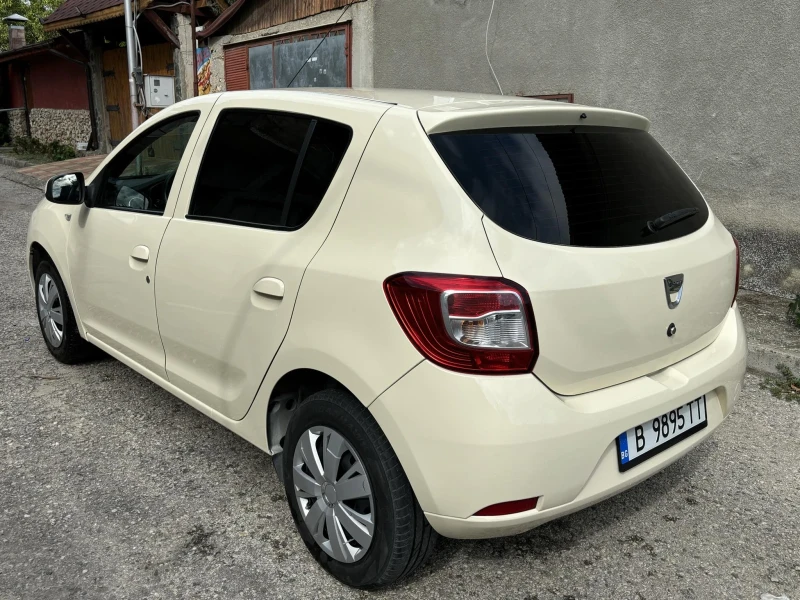 Dacia Sandero 1.2 LPG, снимка 4 - Автомобили и джипове - 47412199