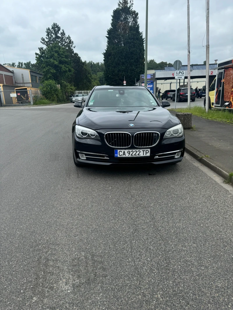 BMW 730, снимка 7 - Автомобили и джипове - 47985538