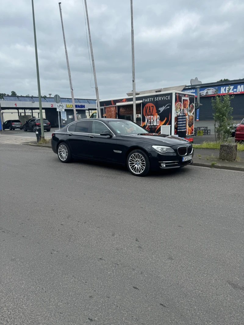 BMW 730, снимка 8 - Автомобили и джипове - 47985538