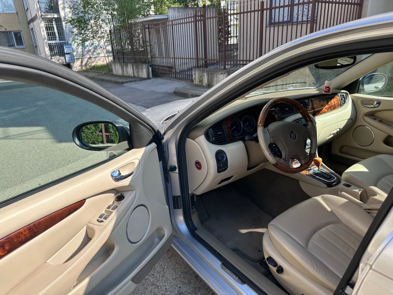 Jaguar X-type 2.5 газ/бензин, снимка 7 - Автомобили и джипове - 48006099