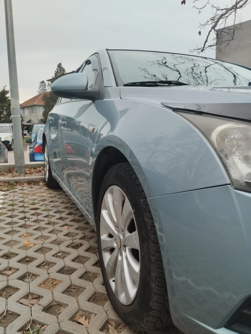 Chevrolet Cruze, снимка 3 - Автомобили и джипове - 48537854