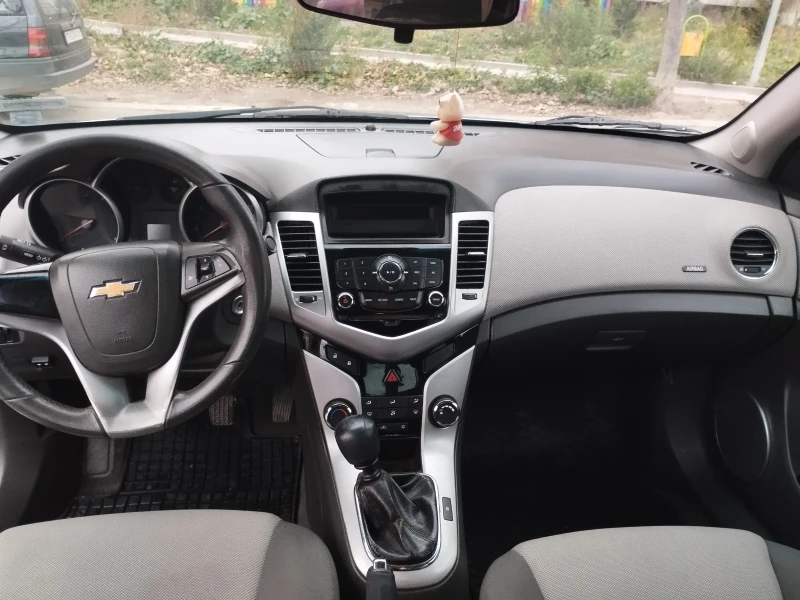 Chevrolet Cruze, снимка 9 - Автомобили и джипове - 48537854