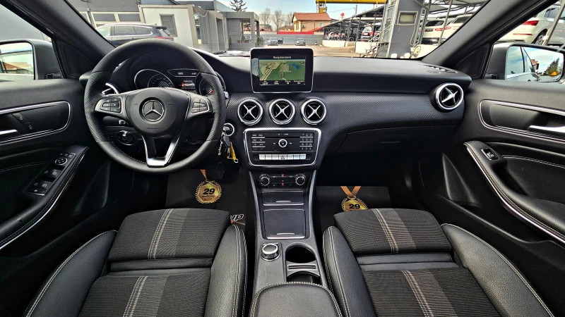 Mercedes-Benz A 220 AMG/4MAT/LED/GERMANY/PANO/CAMERA/CAR PLAY/AMBI/LIZ, снимка 9 - Автомобили и джипове - 48797956