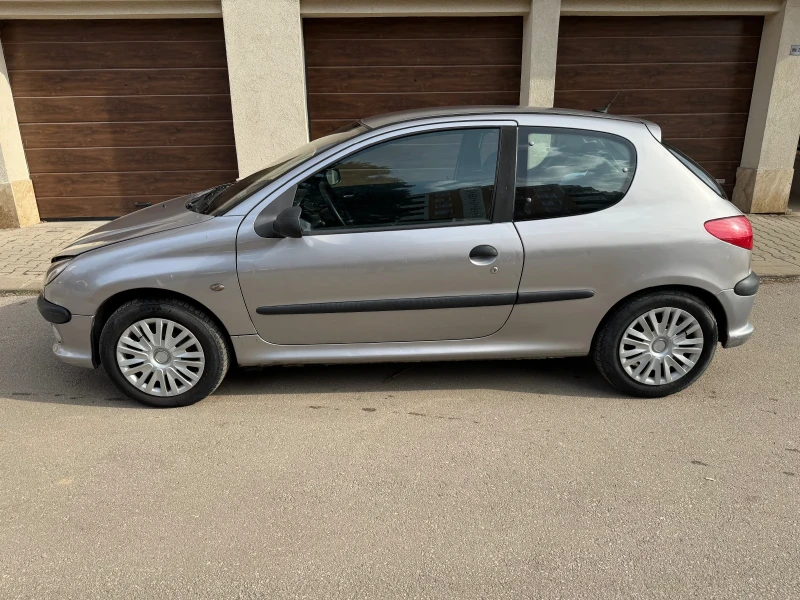 Peugeot 206 1.6 110 к.с. Бензин , снимка 2 - Автомобили и джипове - 48878619