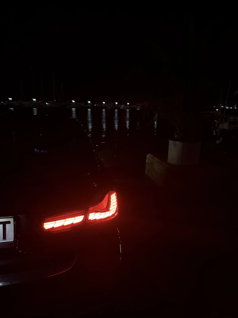 BMW 335 M-Performance, снимка 10 - Автомобили и джипове - 52623336