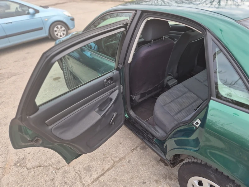 Audi A4, снимка 7 - Автомобили и джипове - 52793604