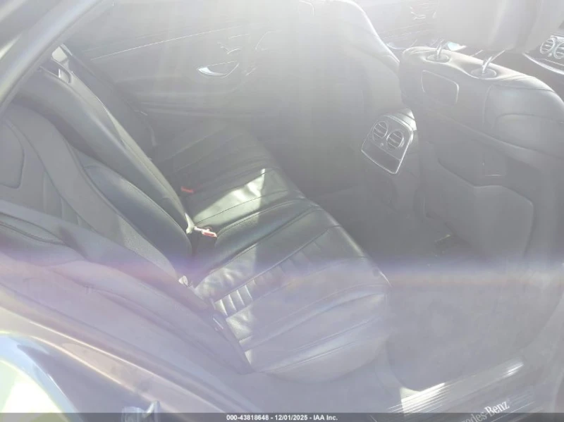 Mercedes-Benz S 560 4.0L V-8 DI, DOHC, VVT, TURBO, 463HP All Wheel, снимка 13 - Автомобили и джипове - 53130153