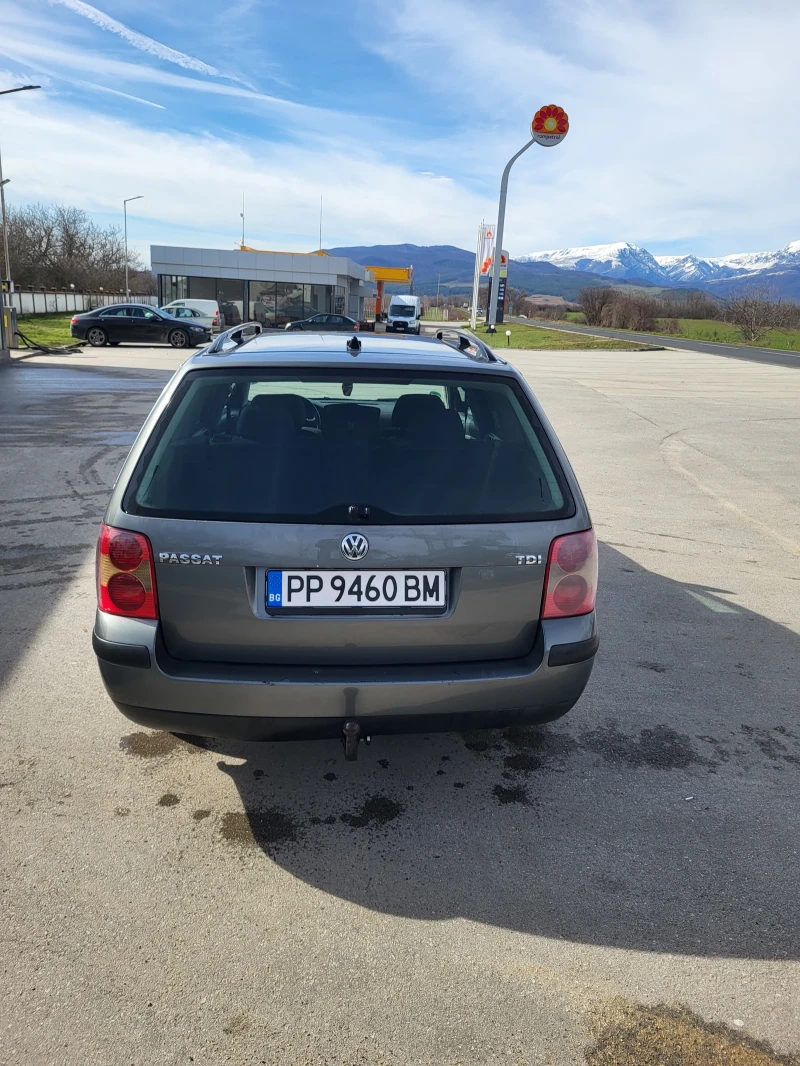 VW Passat, снимка 2 - Автомобили и джипове - 53539771