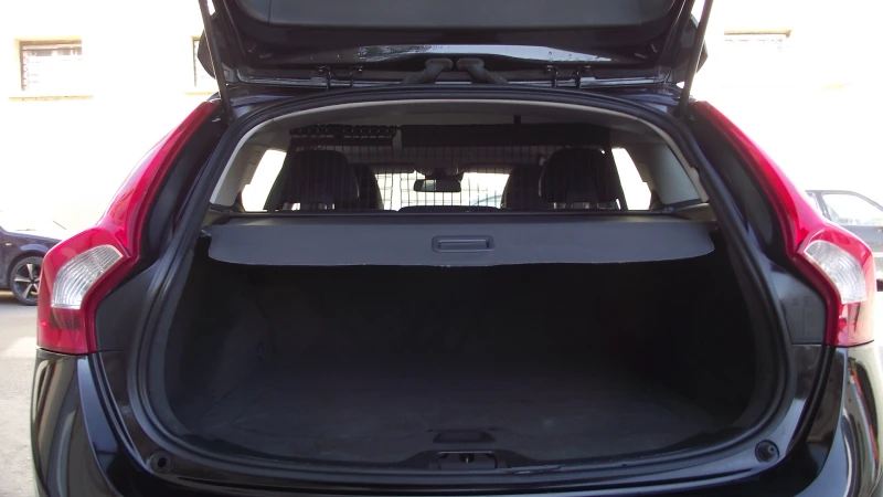 Volvo V60 1.6.d.116.k.c.6.speed.НОВА. - 9750 лв. - 33036435 | Car24.bg