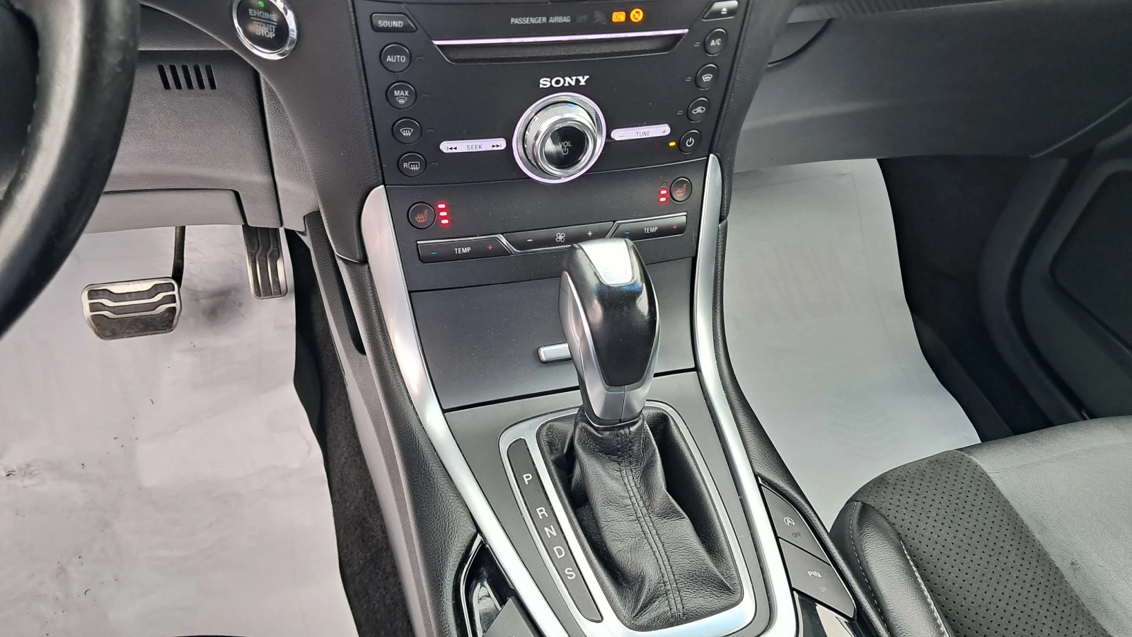 Ford Edge FULL ST-LINE РЕАЛ КМ 4Х4 ИЗКЛЮЧИТЕЛЕН СЕРВИЗ КНИЖК, снимка 12 - Автомобили и джипове - 17234440