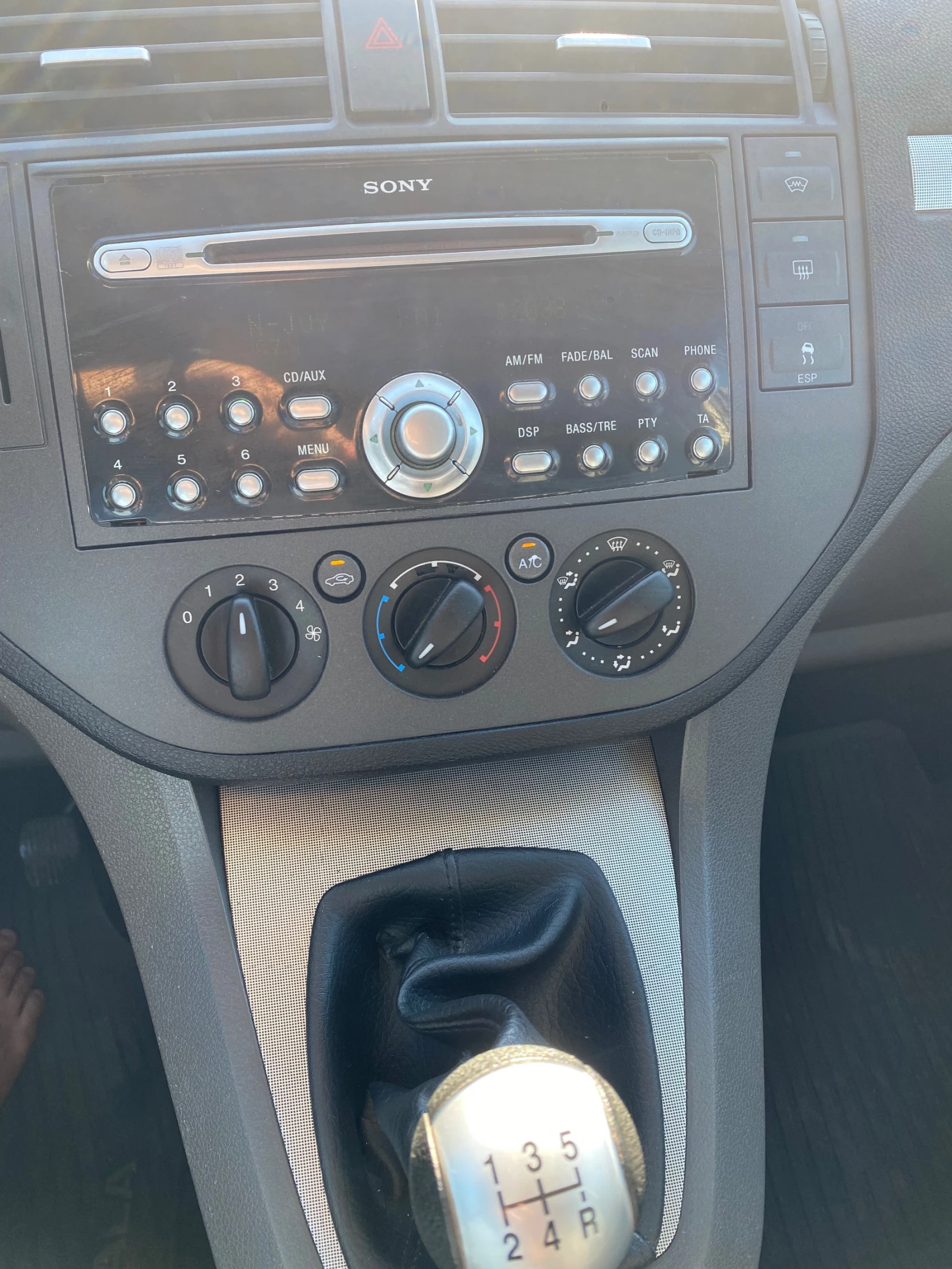 Ford C-max 1.6 I Клима | Mobile.bg — изображение 12