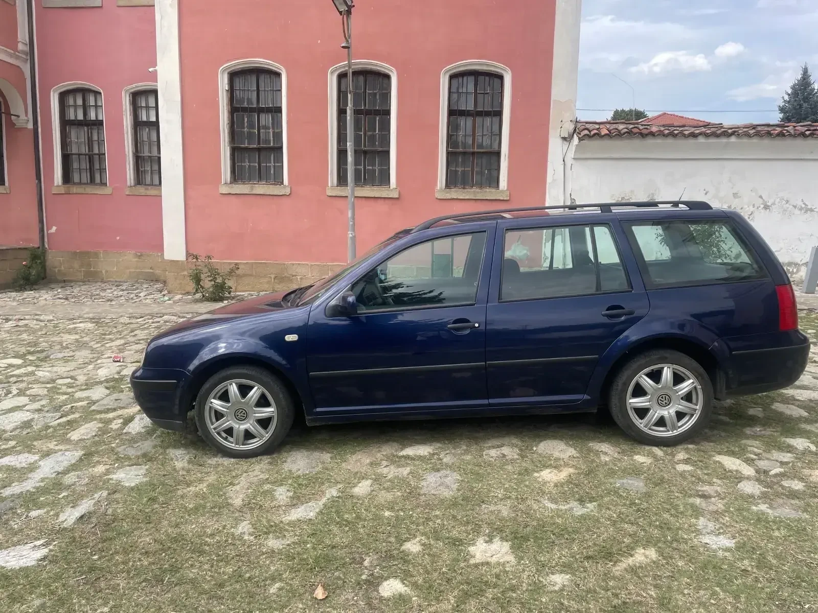 VW Golf 1.6i 101k.s. - изображение 2