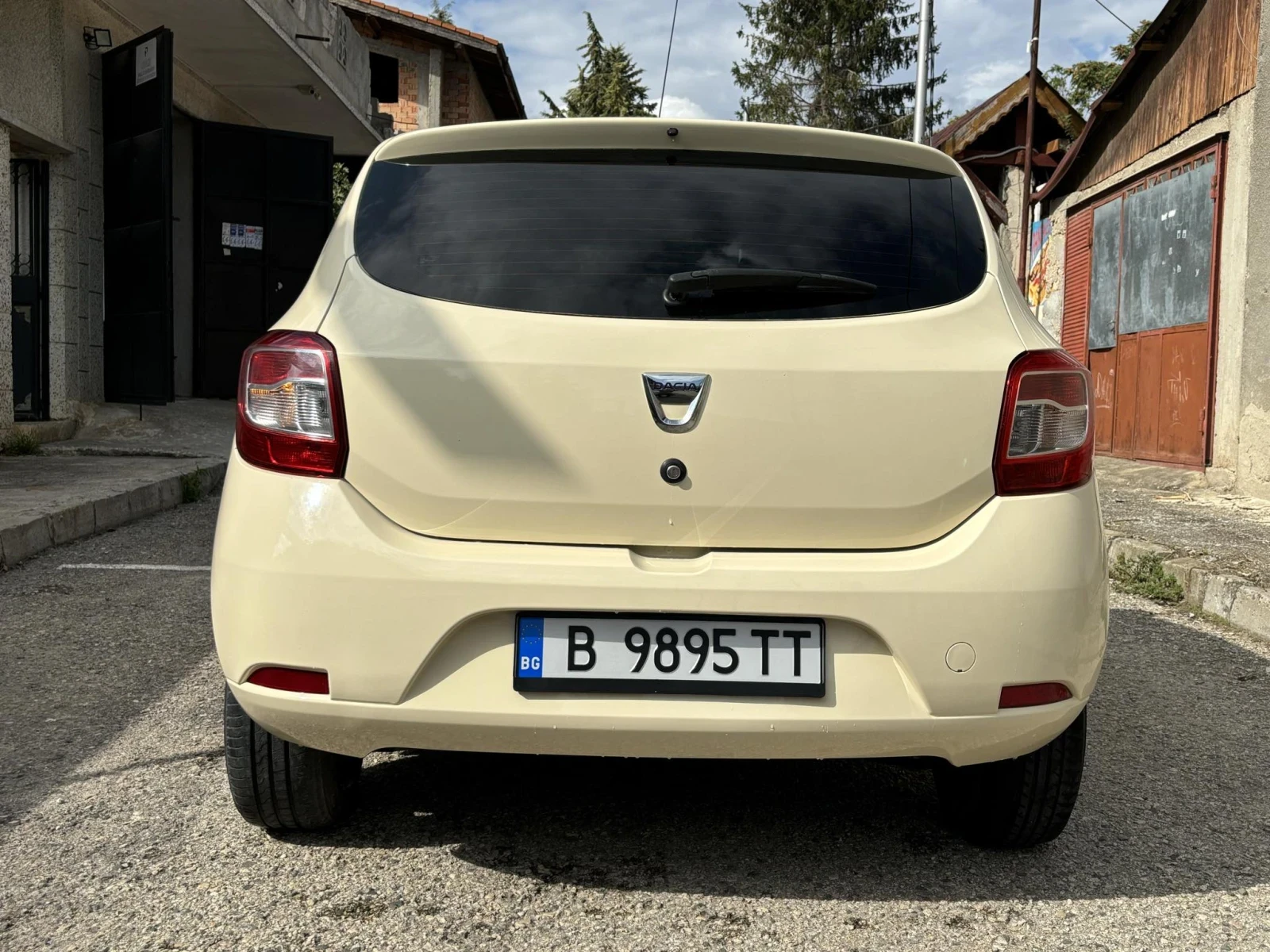 Dacia Sandero 1.2 LPG - изображение 8