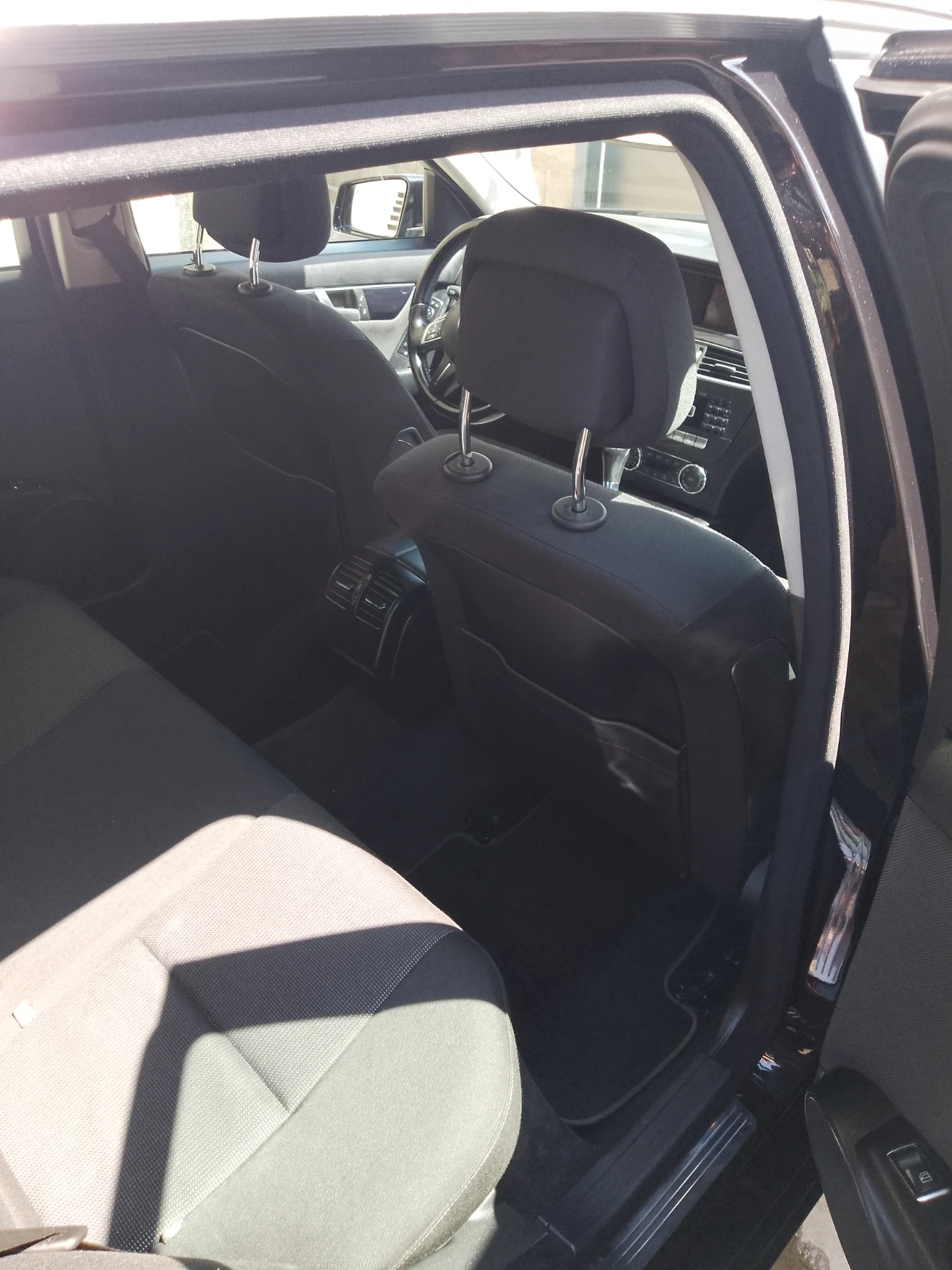 Mercedes-Benz C 200 CDI FACELIFT 136кс - изображение 8