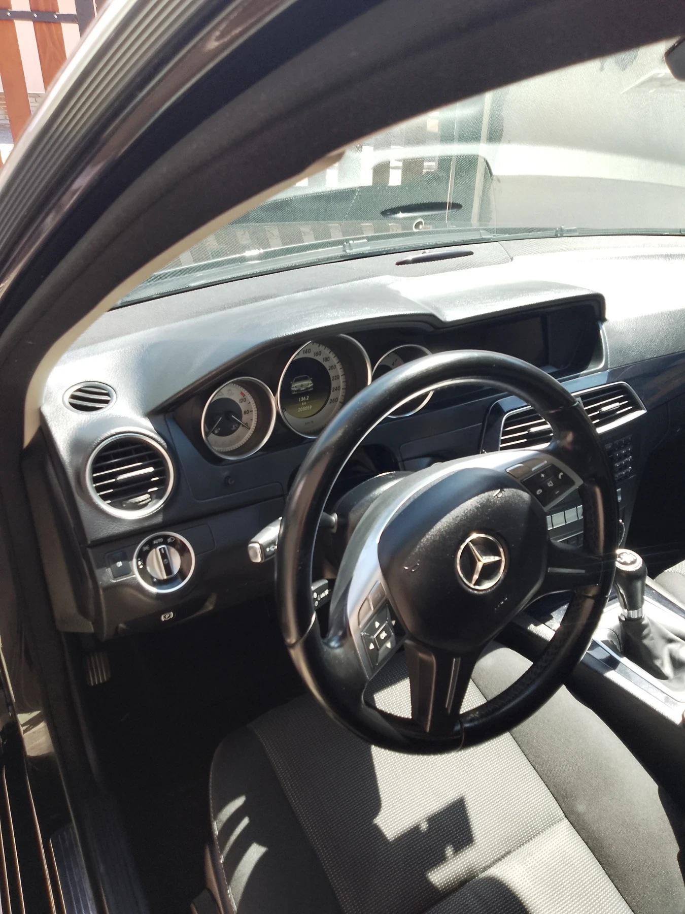 Mercedes-Benz C 200 CDI FACELIFT 136кс - изображение 5