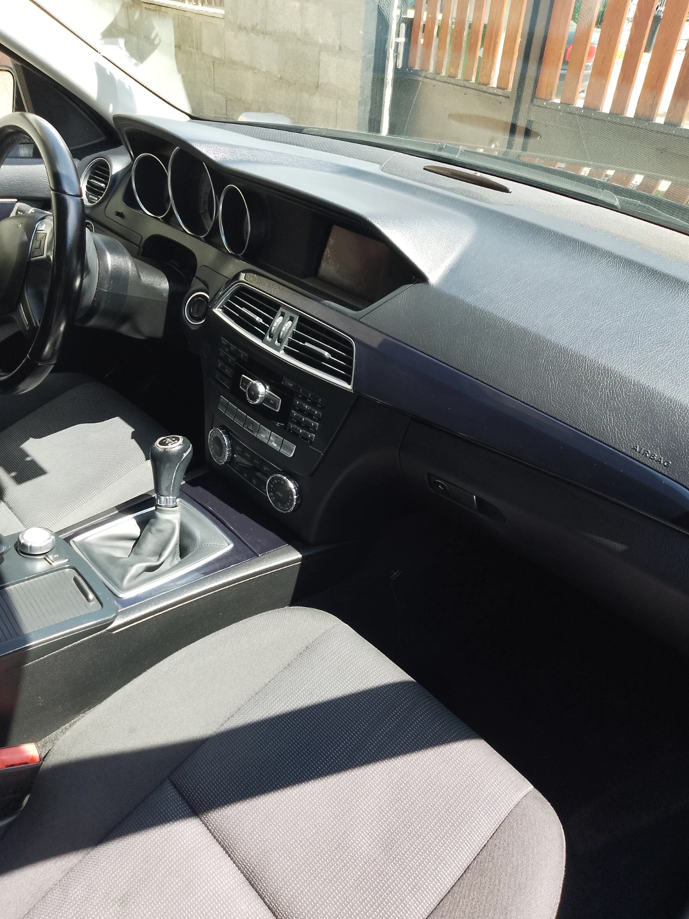 Mercedes-Benz C 200 CDI FACELIFT 136кс - изображение 9