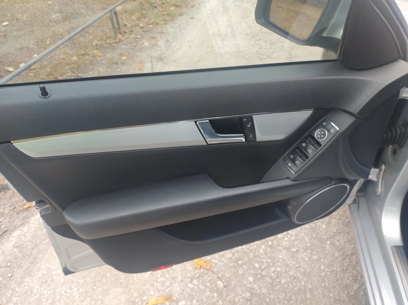 Mercedes-Benz C 220 2.2 CDI AVANTGARDE NAVI | Mobile.bg   11