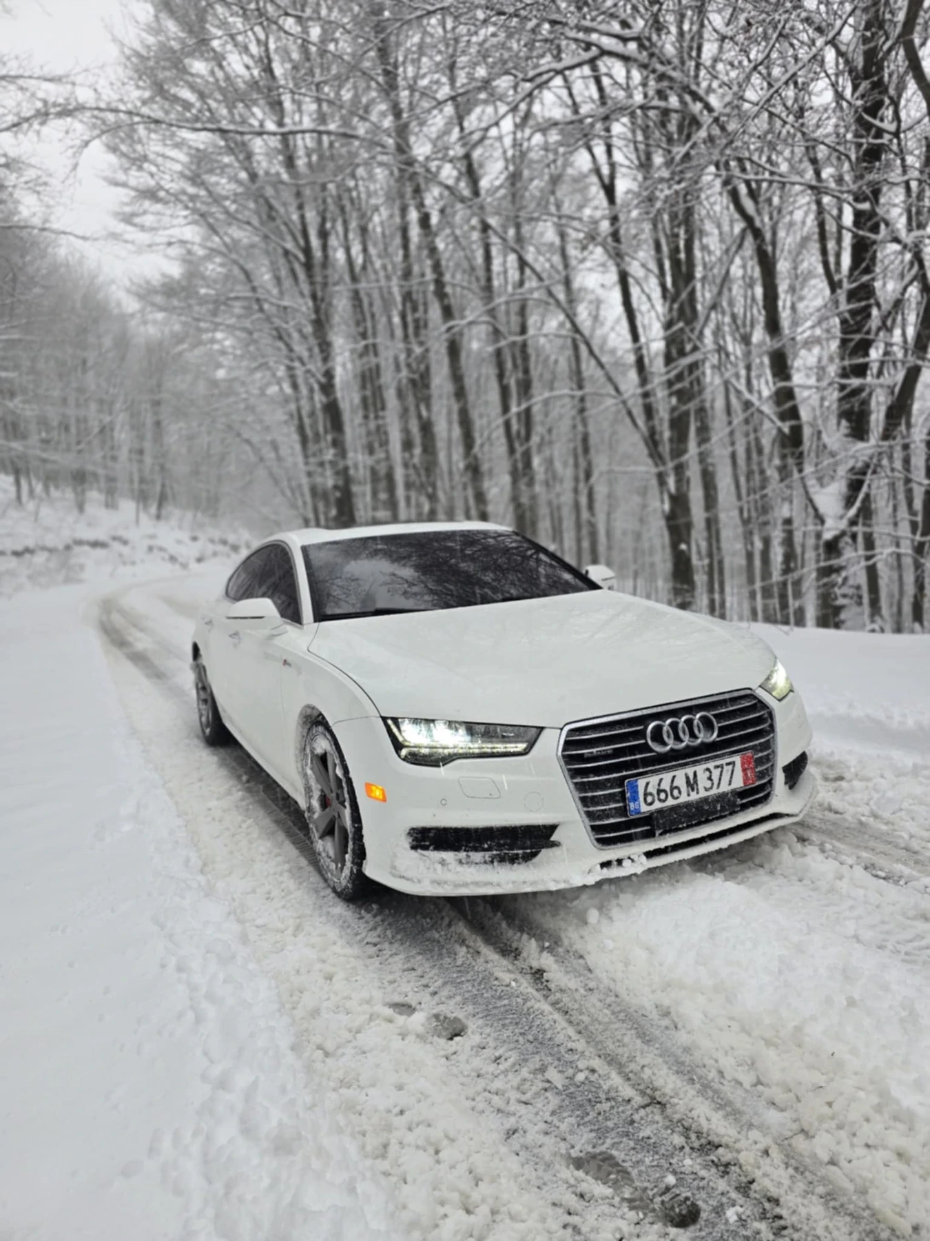 Audi A7 3.0 TFSI - изображение 2