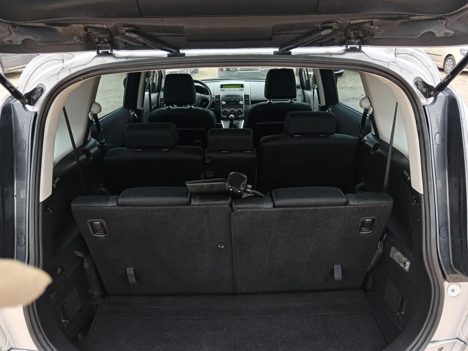 Mazda 5 1.8i-116к.с.7-места - изображение 8