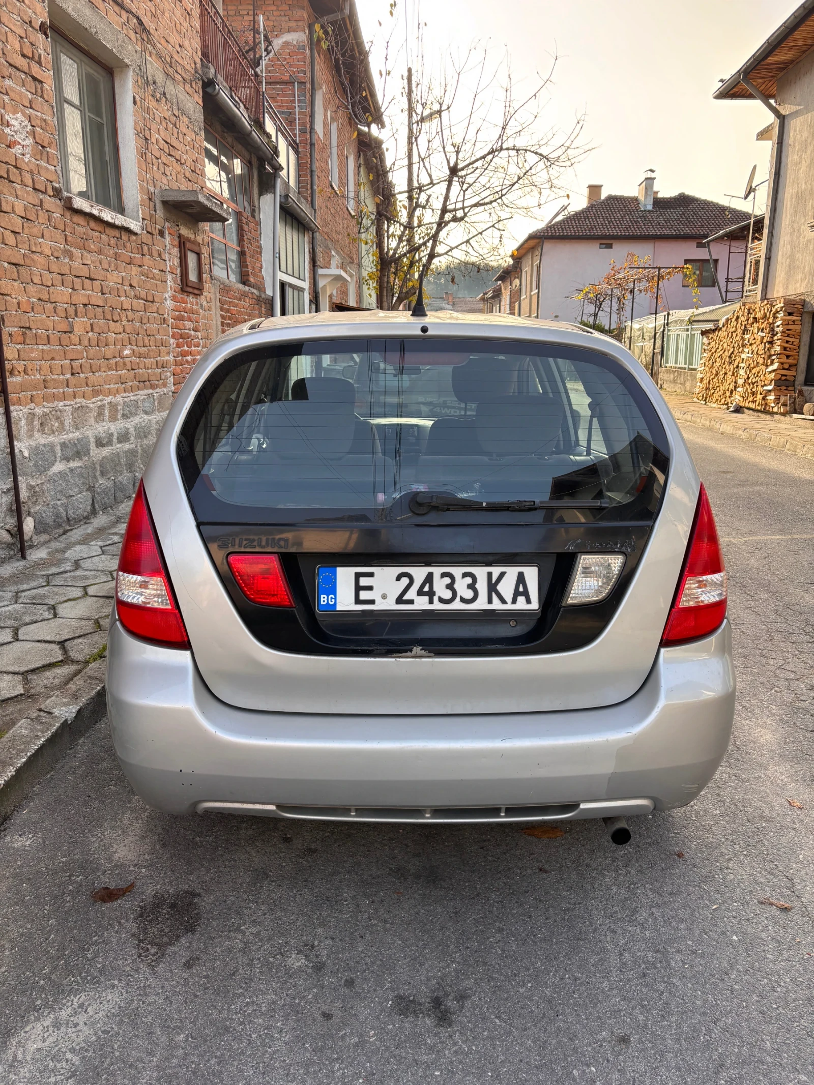 Suzuki Liana | Mobile.bg   4