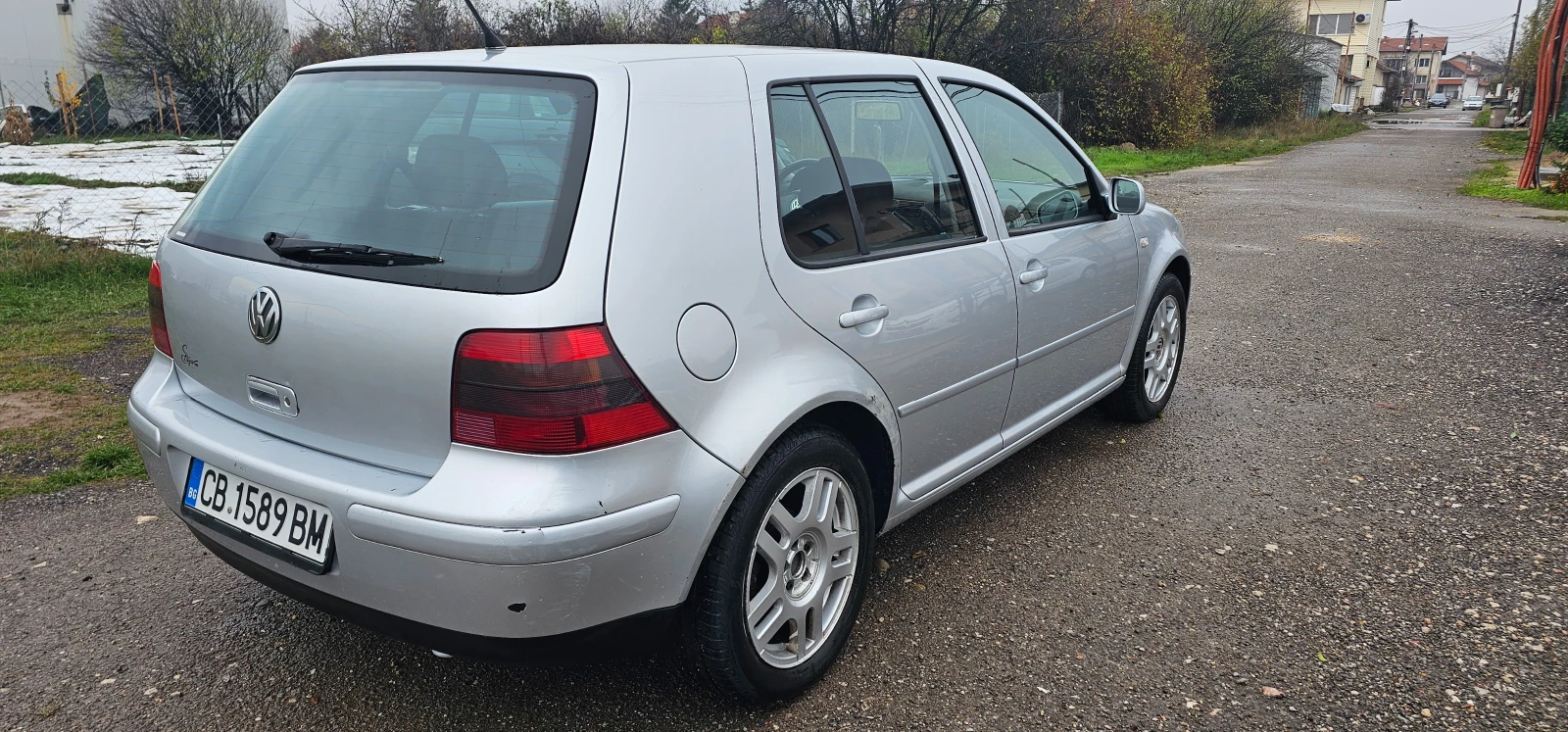 VW Golf 1.6i 16V 105кс - изображение 10