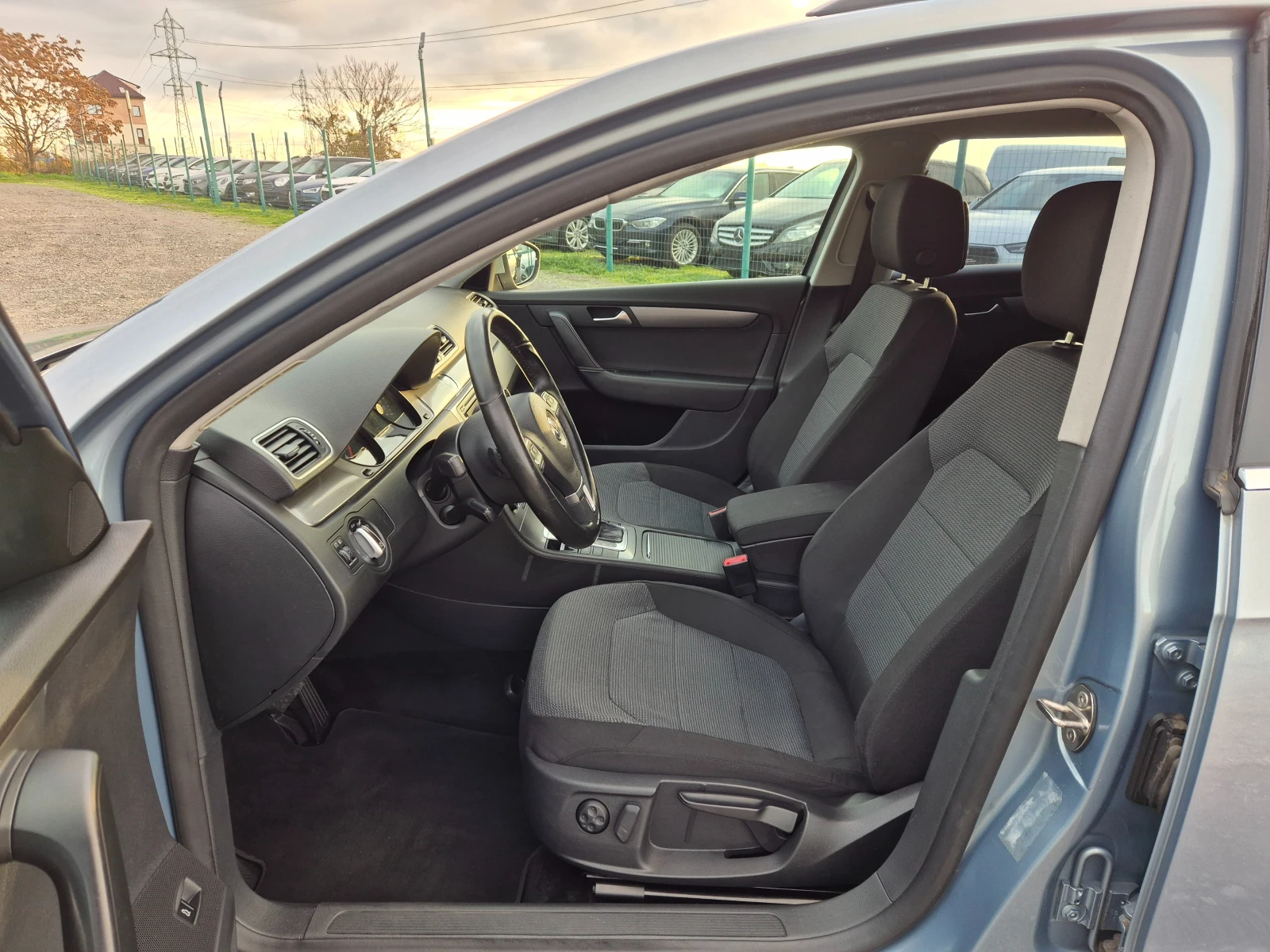 VW Passat 2.0DI DSG | Mobile.bg   13