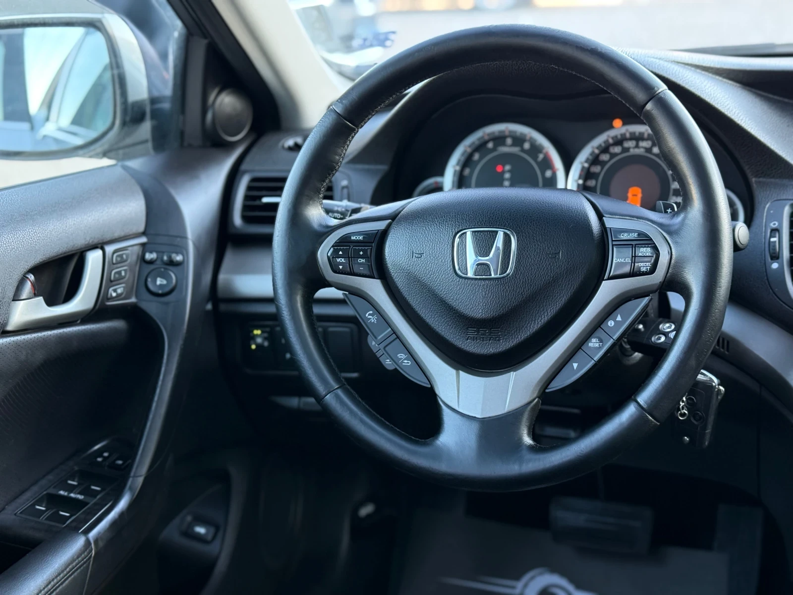 Honda Accord 2.4i LPG  АВТОМАТИК  - изображение 7