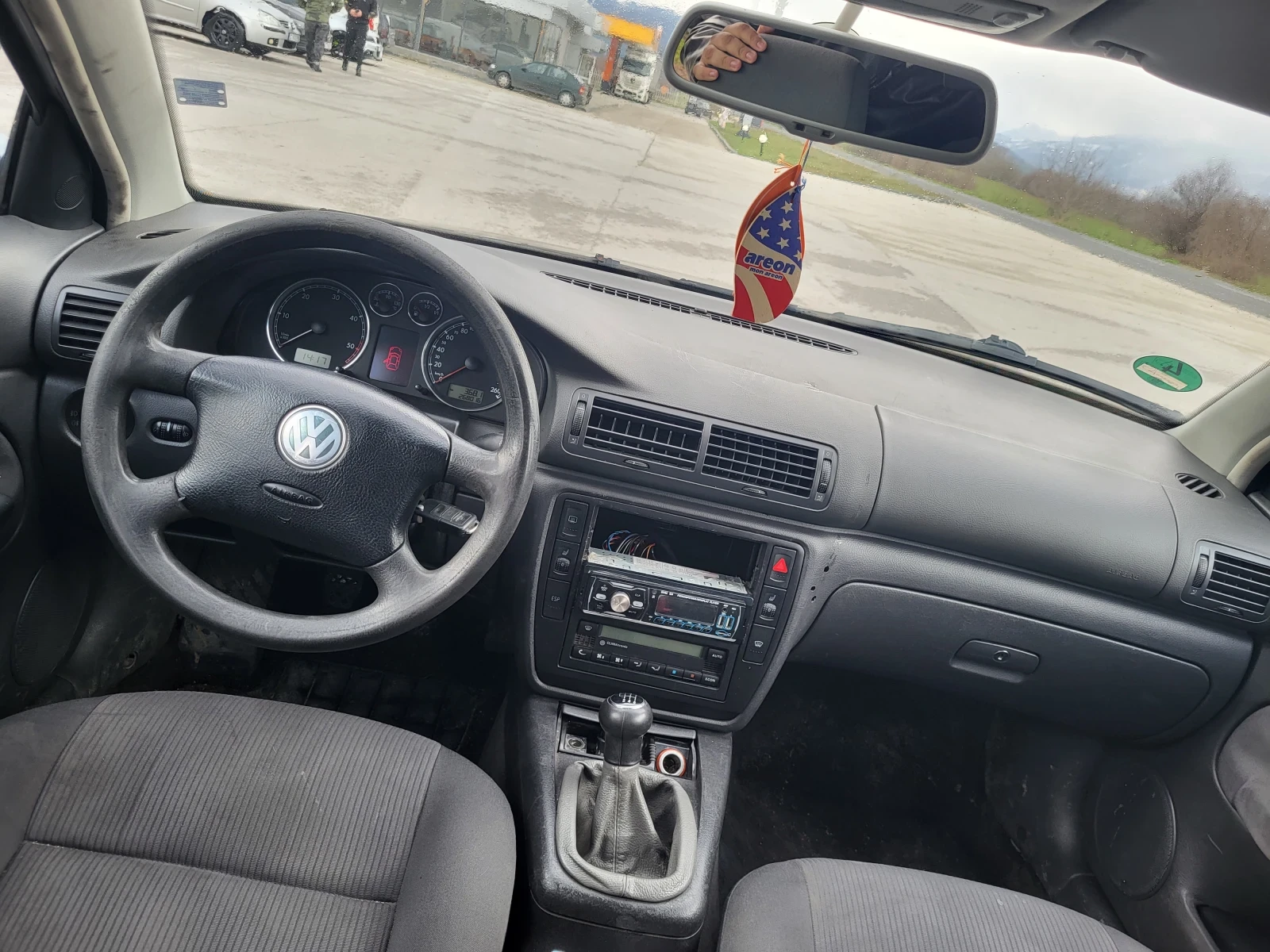 VW Passat  - изображение 5