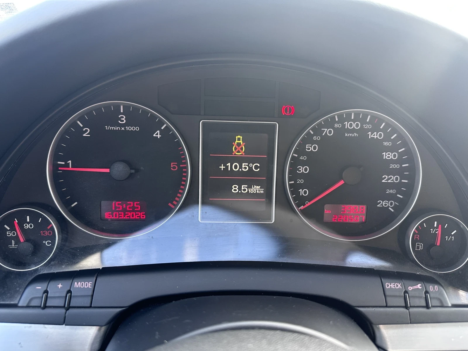 Audi A4 B7 2.0 TDI, снимка 10 - Автомобили и джипове - 53882192