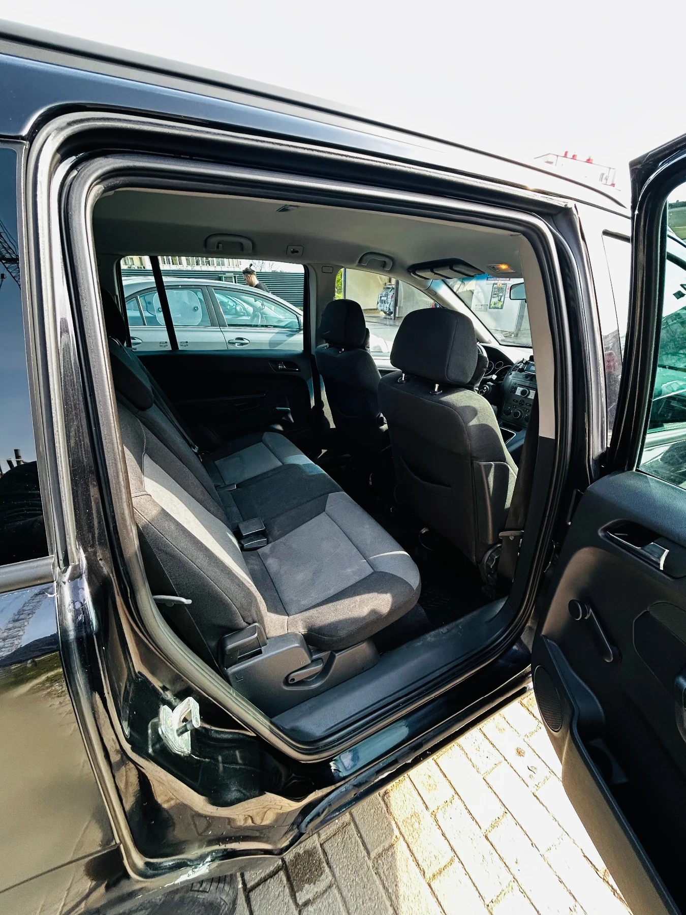 Opel Zafira 1.9, снимка 6 - Автомобили и джипове - 54181901