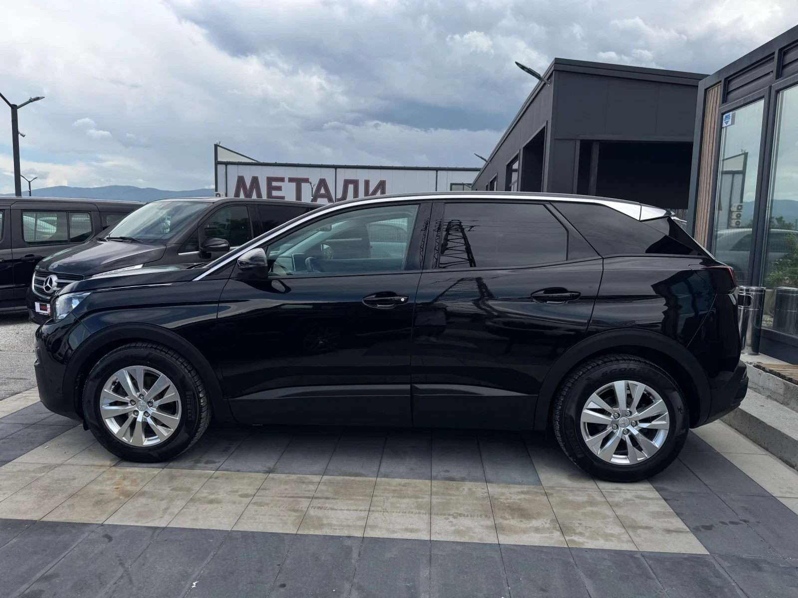 Peugeot 3008 Automatic * 127ХИЛ.км* 360  камера, снимка 5 - Автомобили и джипове - 54409058