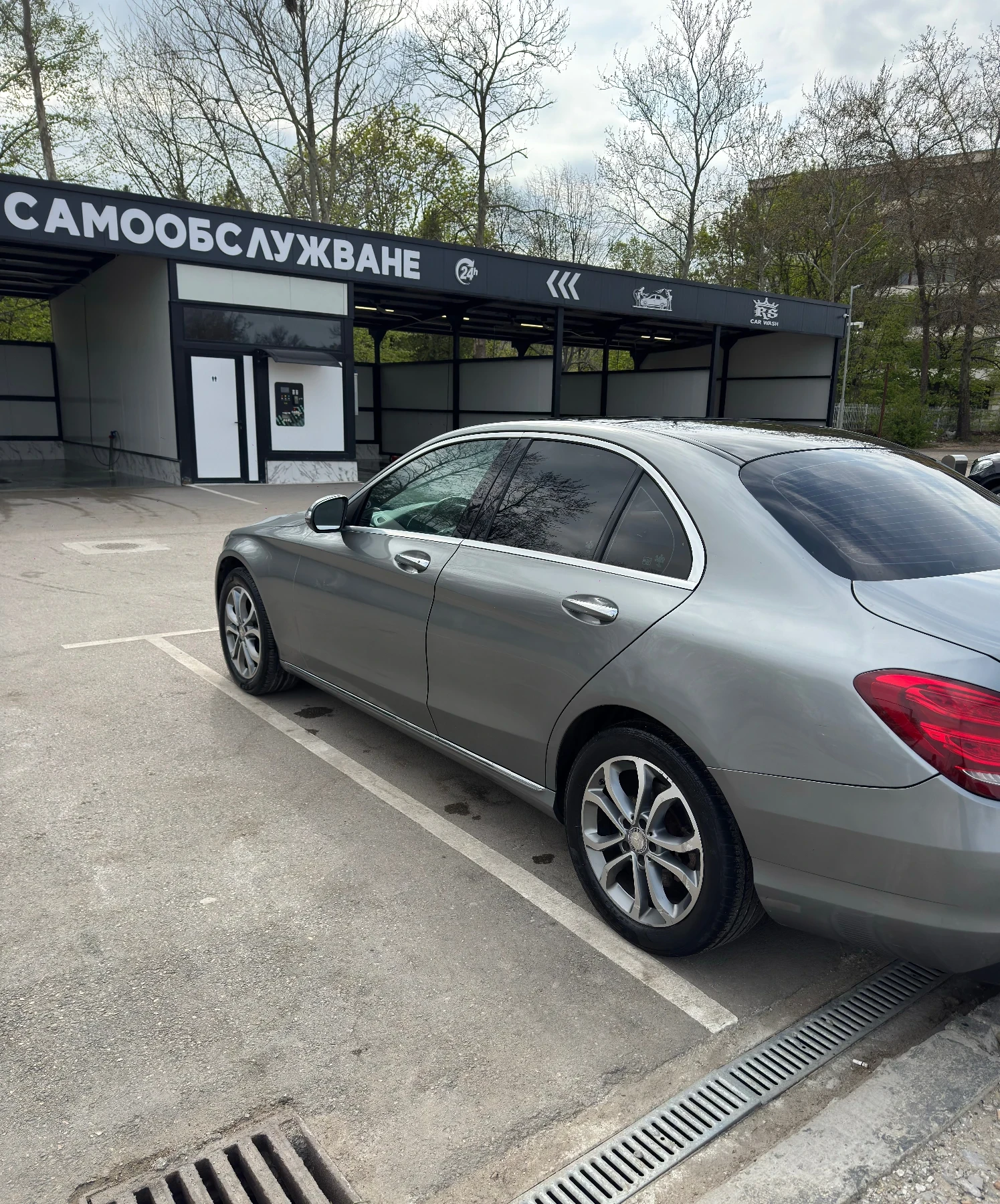 Mercedes-Benz C 300, снимка 7 - Автомобили и джипове - 54736330