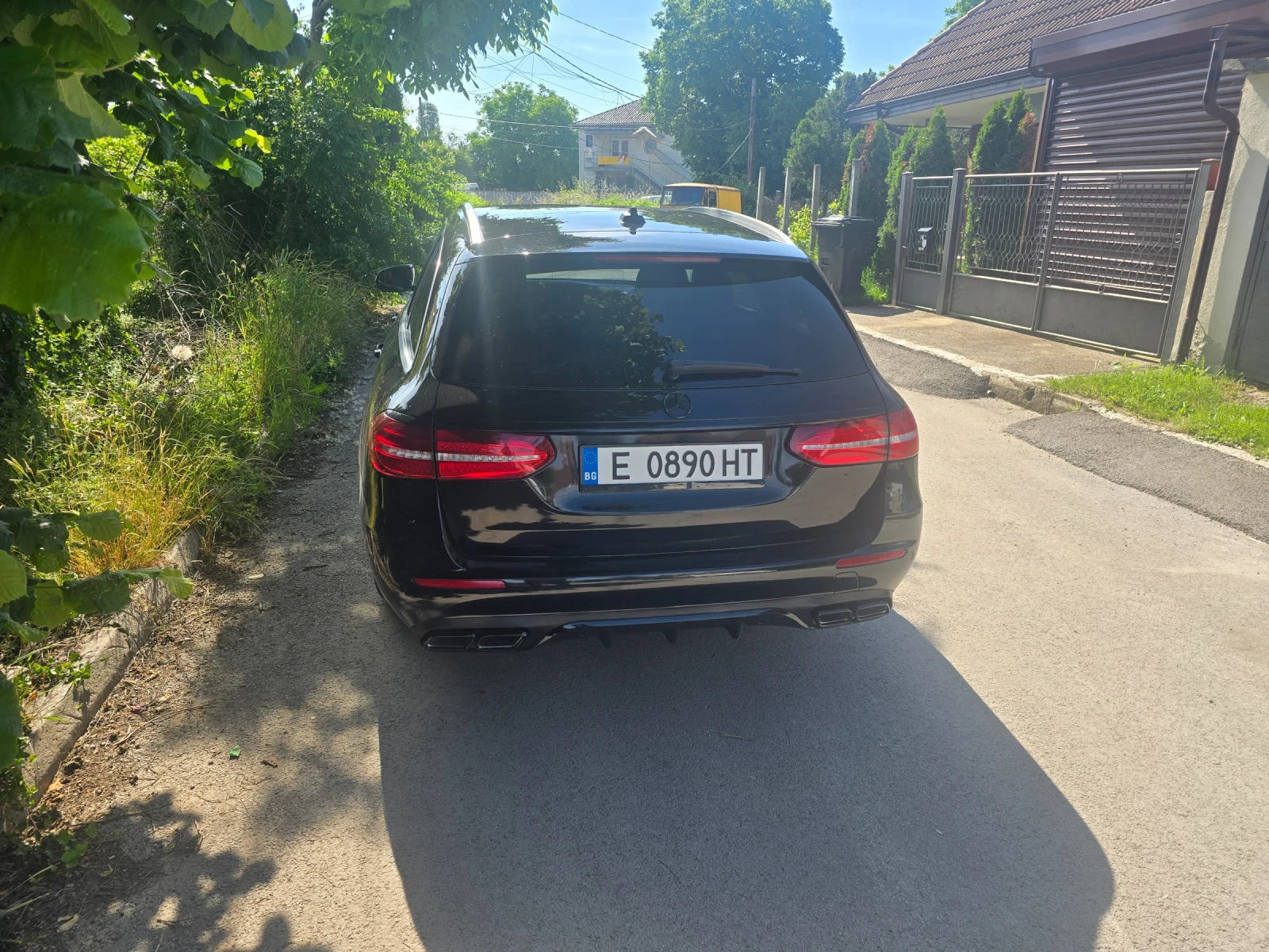 Mercedes-Benz E 220, снимка 5 - Автомобили и джипове - 54819770