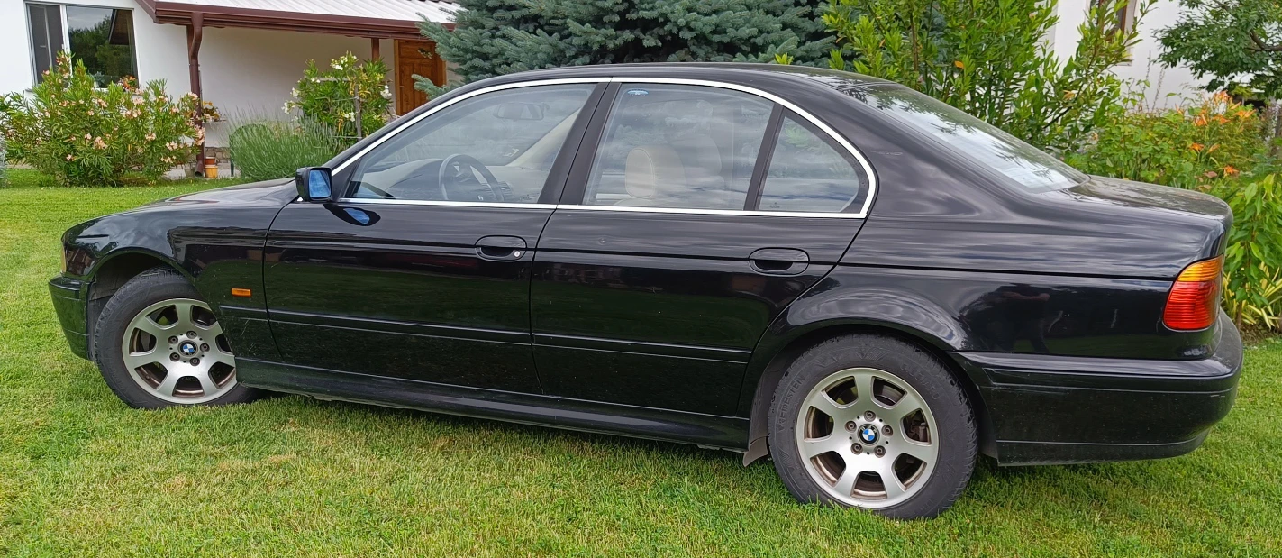 BMW 525, снимка 4 - Автомобили и джипове - 54899144