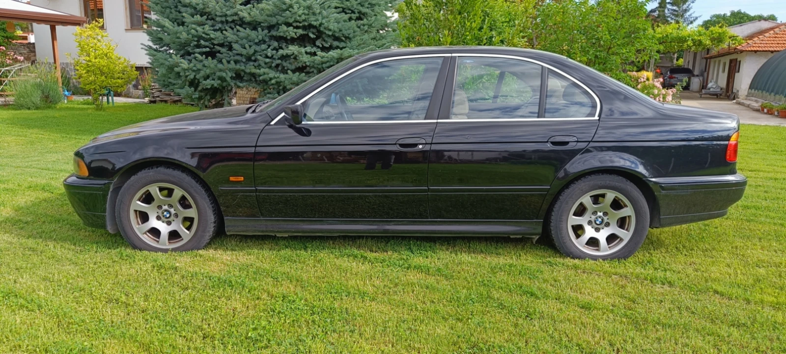 BMW 525, снимка 3 - Автомобили и джипове - 54899144