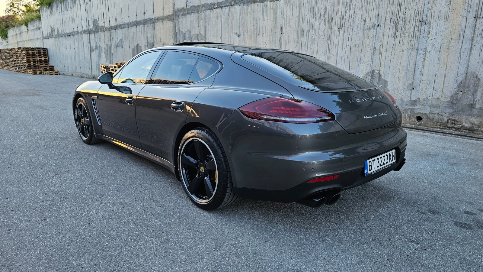 Porsche Panamera  turbo S 60000 км, снимка 6 - Автомобили и джипове - 54980144