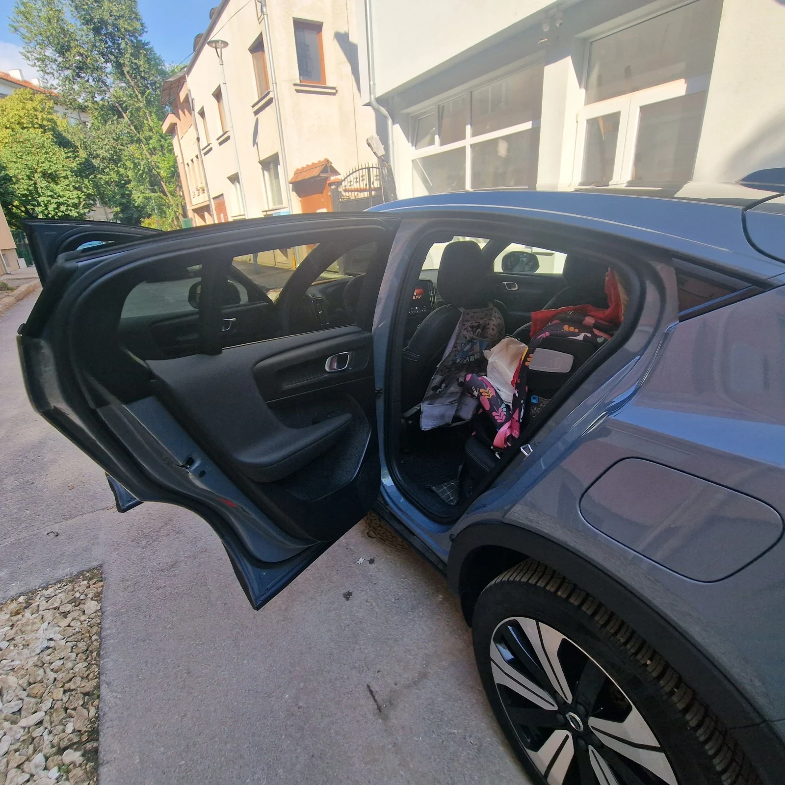 Volvo C40, снимка 5 - Автомобили и джипове - 55003771
