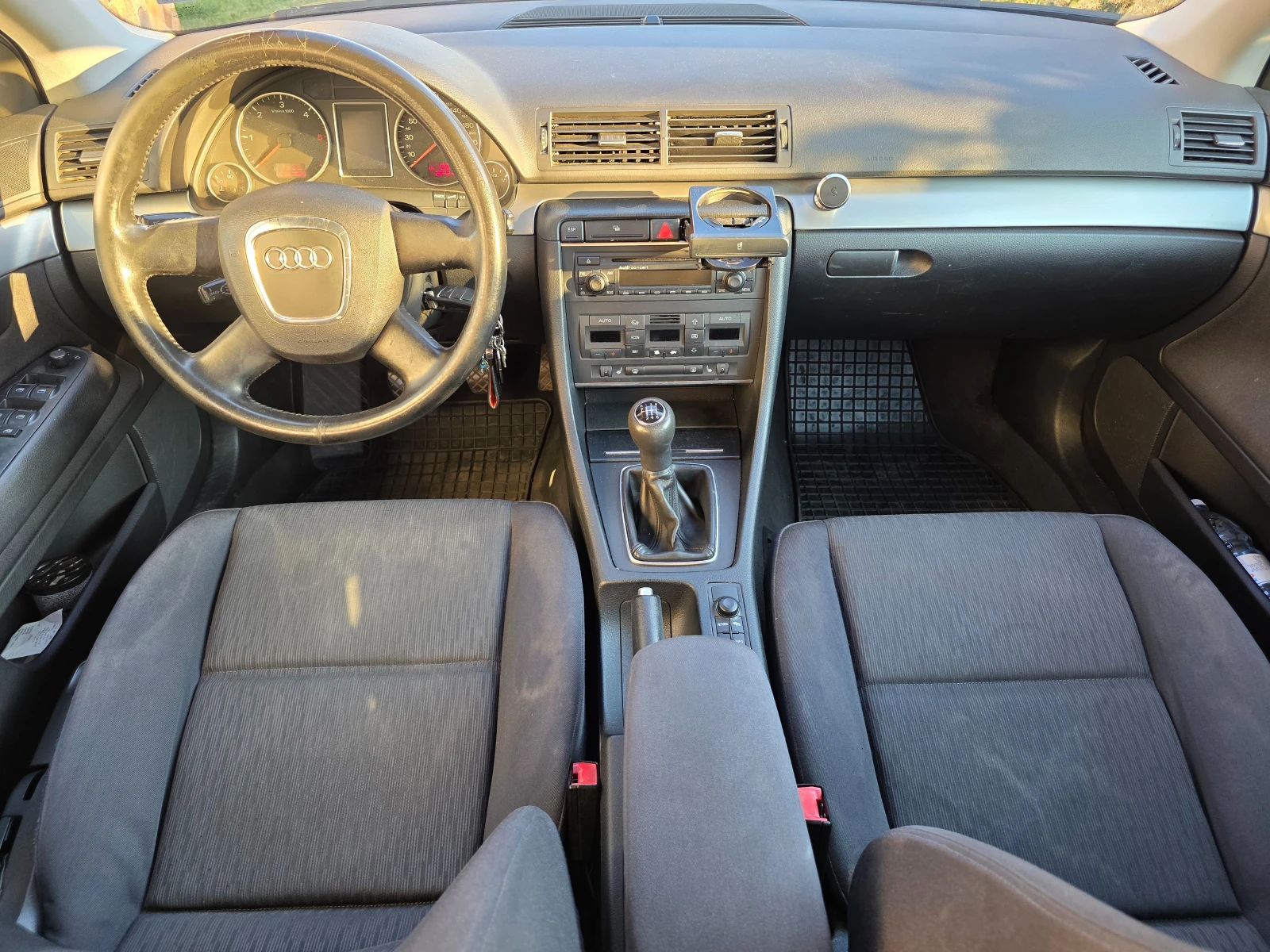 Audi A4 2.0 TDI, снимка 11 - Автомобили и джипове - 55774751