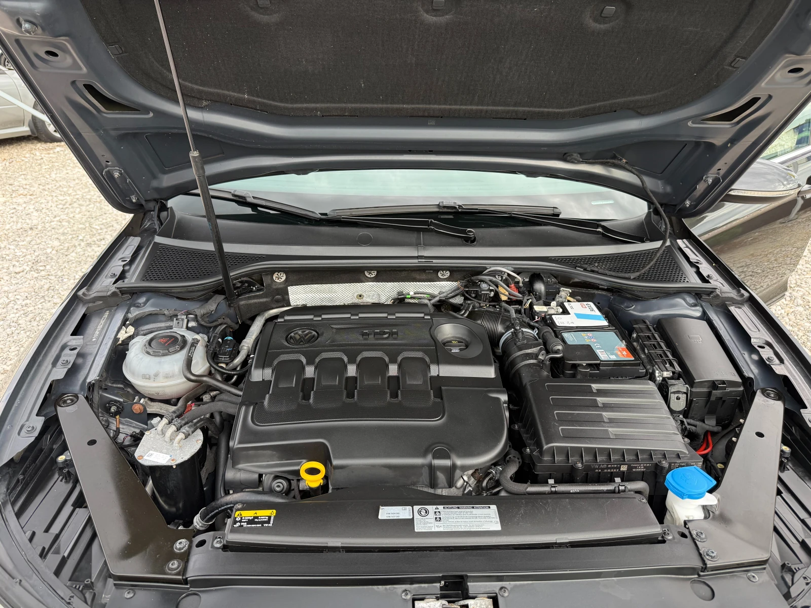 VW Passat 2, 0 TDI НОВ ВНОС !! ЕВРО 6 !! , снимка 16 - Автомобили и джипове - 55775853