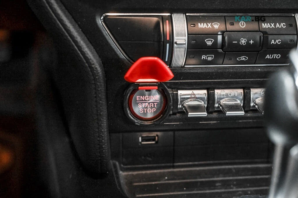 Ford Mustang GT Coupe * 360 * АвтоКредит * (ЦЕНА ДО БГ), снимка 12 - Автомобили и джипове - 56154037