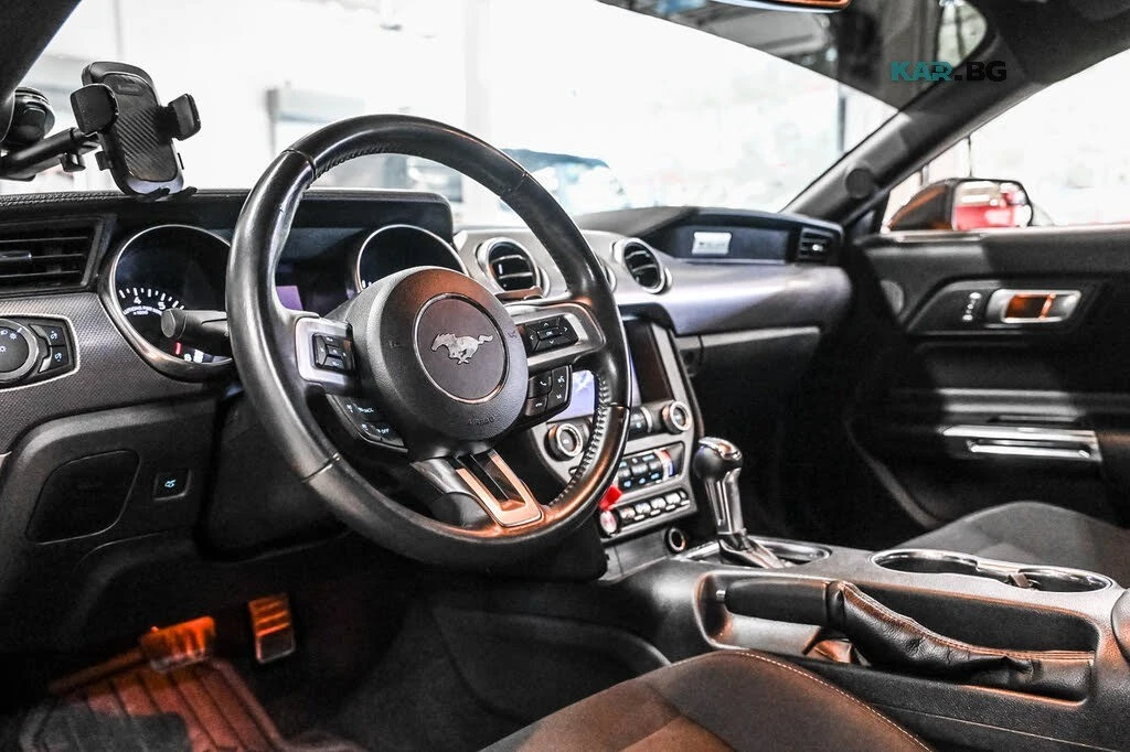 Ford Mustang GT Coupe * 360 * АвтоКредит * (ЦЕНА ДО БГ), снимка 9 - Автомобили и джипове - 56154037