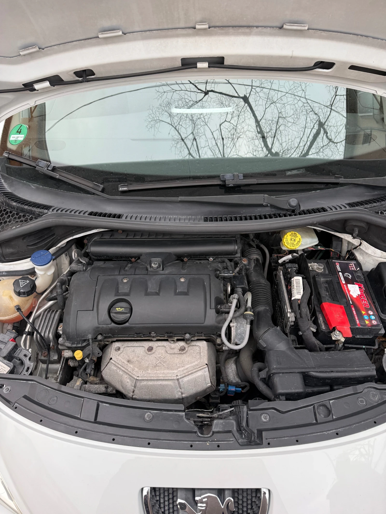 Peugeot 207 1.4, снимка 12 - Автомобили и джипове - 56154921