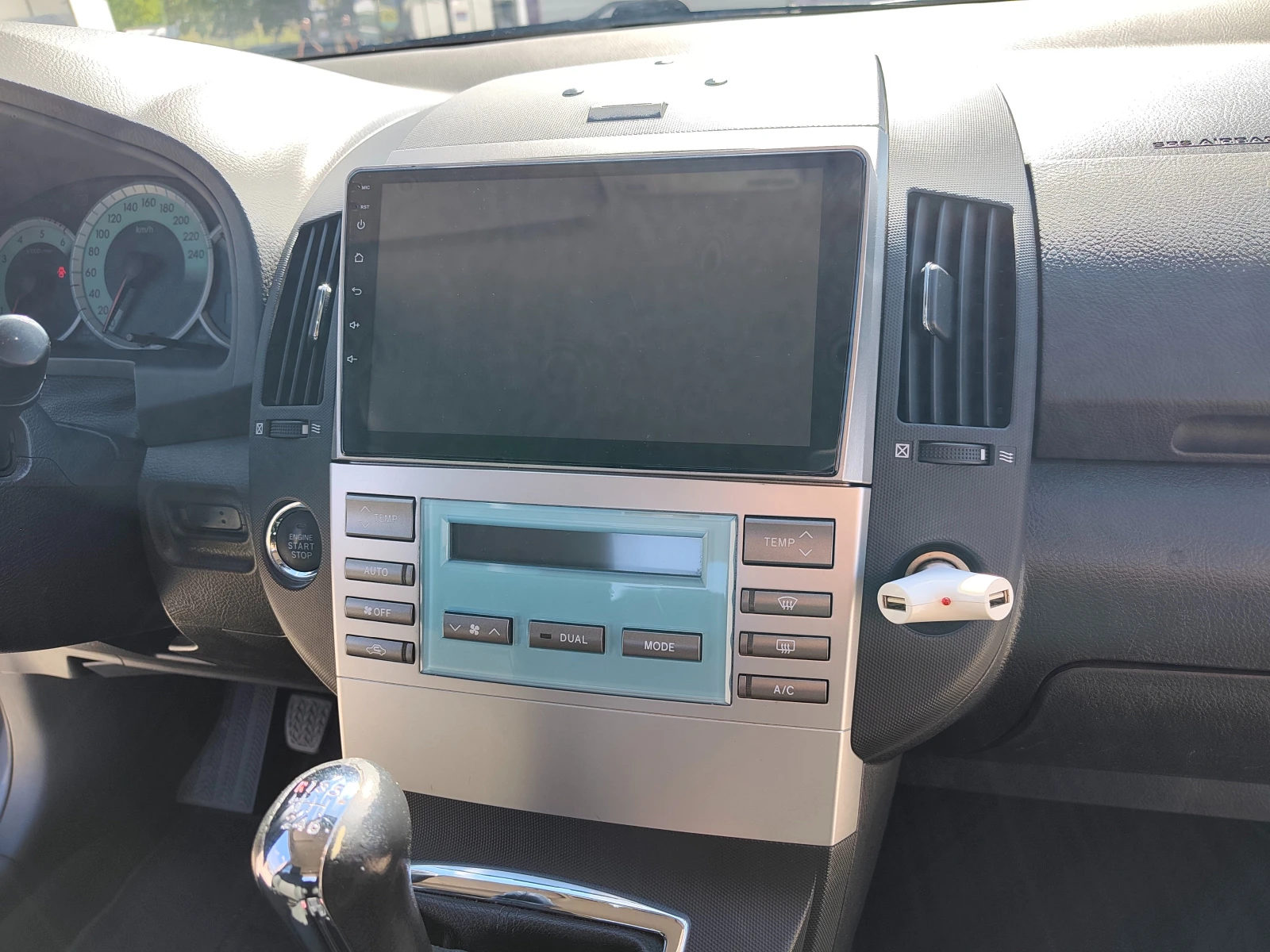 Toyota Corolla verso, снимка 10 - Автомобили и джипове - 56267911